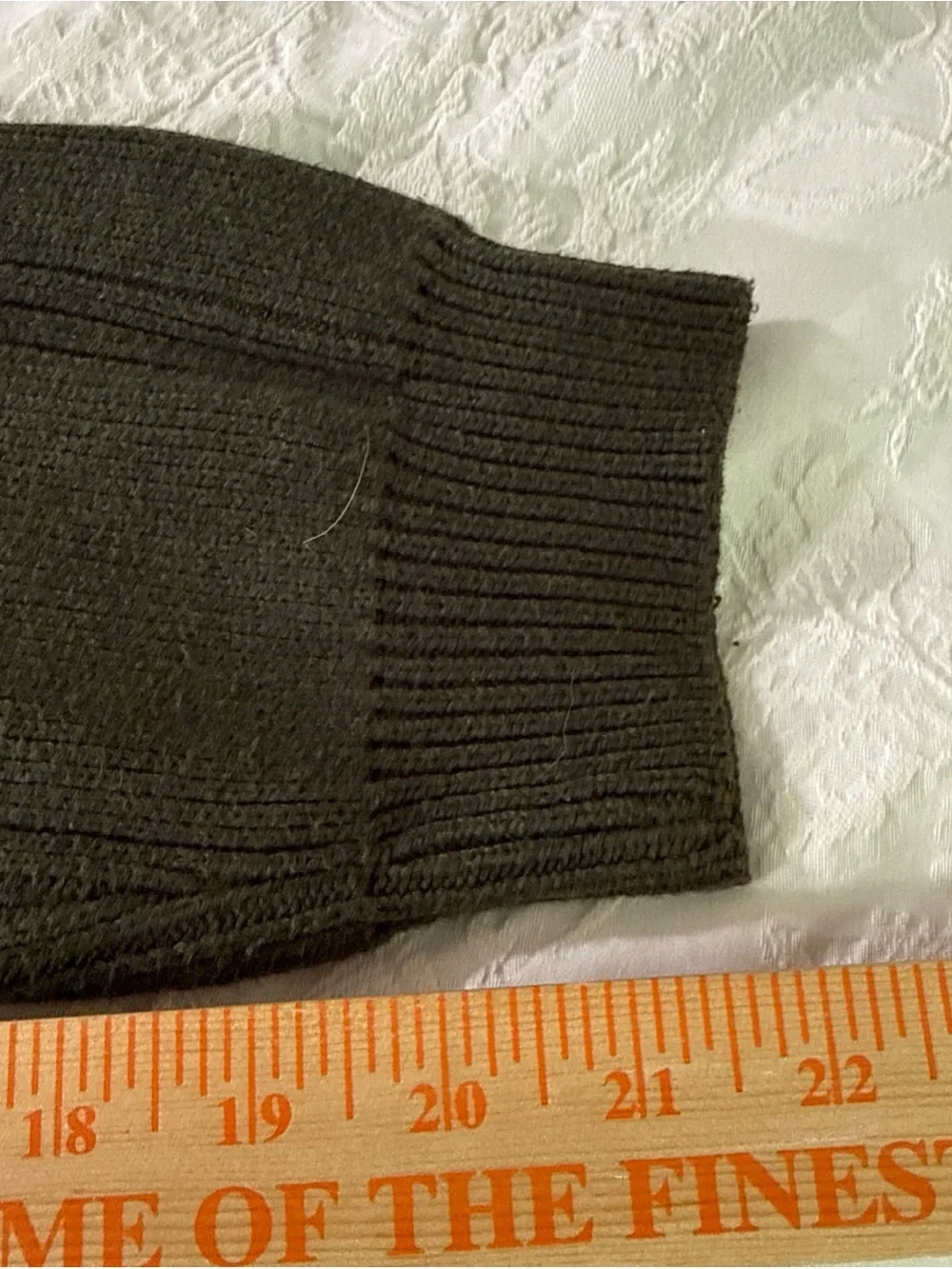 Vintage Arrow Thick Mens XL Sweater Pull Over Olive Green Crew Neck Squares